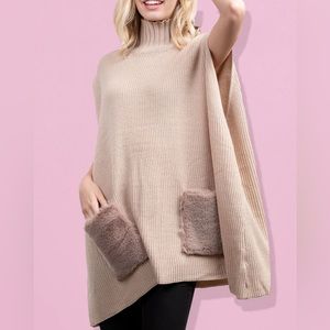 EVERTHREE Fur Pockets Turtleneck Poncho